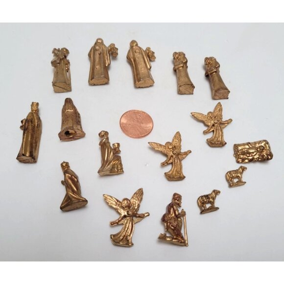 Vintage Lot of 16 Miniature Gold Tone Plastic Nativity Figurines - Lot B - Picture 3 of 3